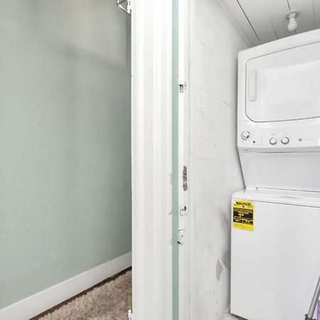 Cozy Historic Galveston House-8 Min Walk To Beach! Exterior photo