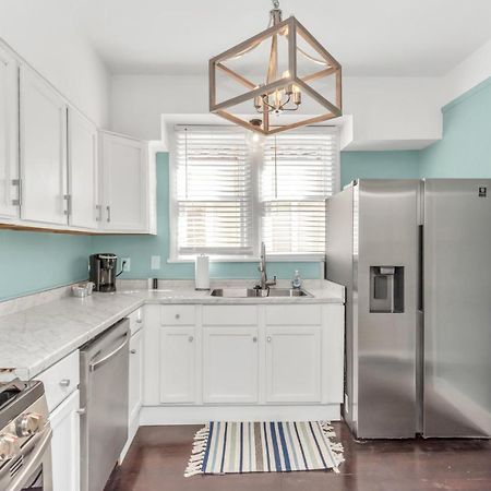 Cozy Historic Galveston House-8 Min Walk To Beach! Exterior photo