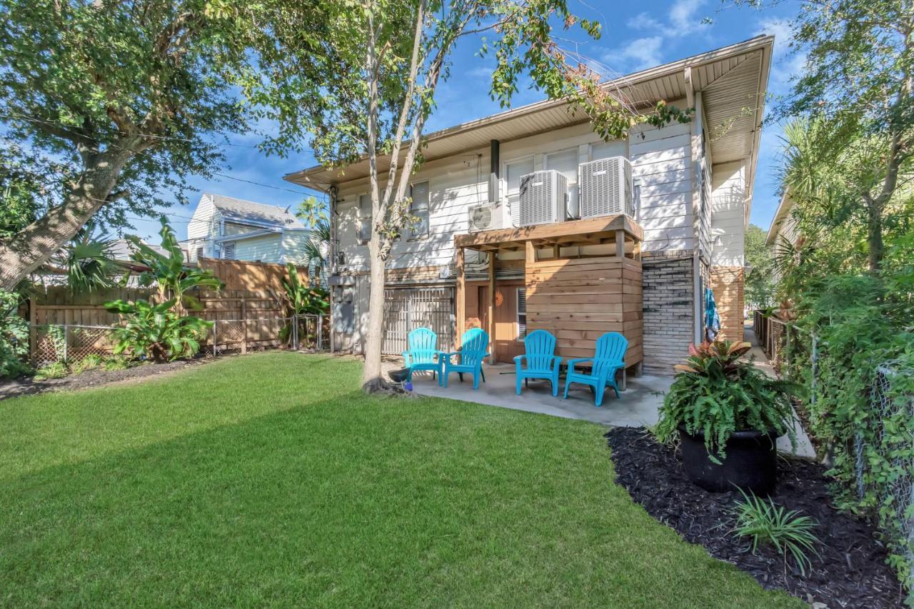 Cozy Historic Galveston House-8 Min Walk To Beach! Exterior photo